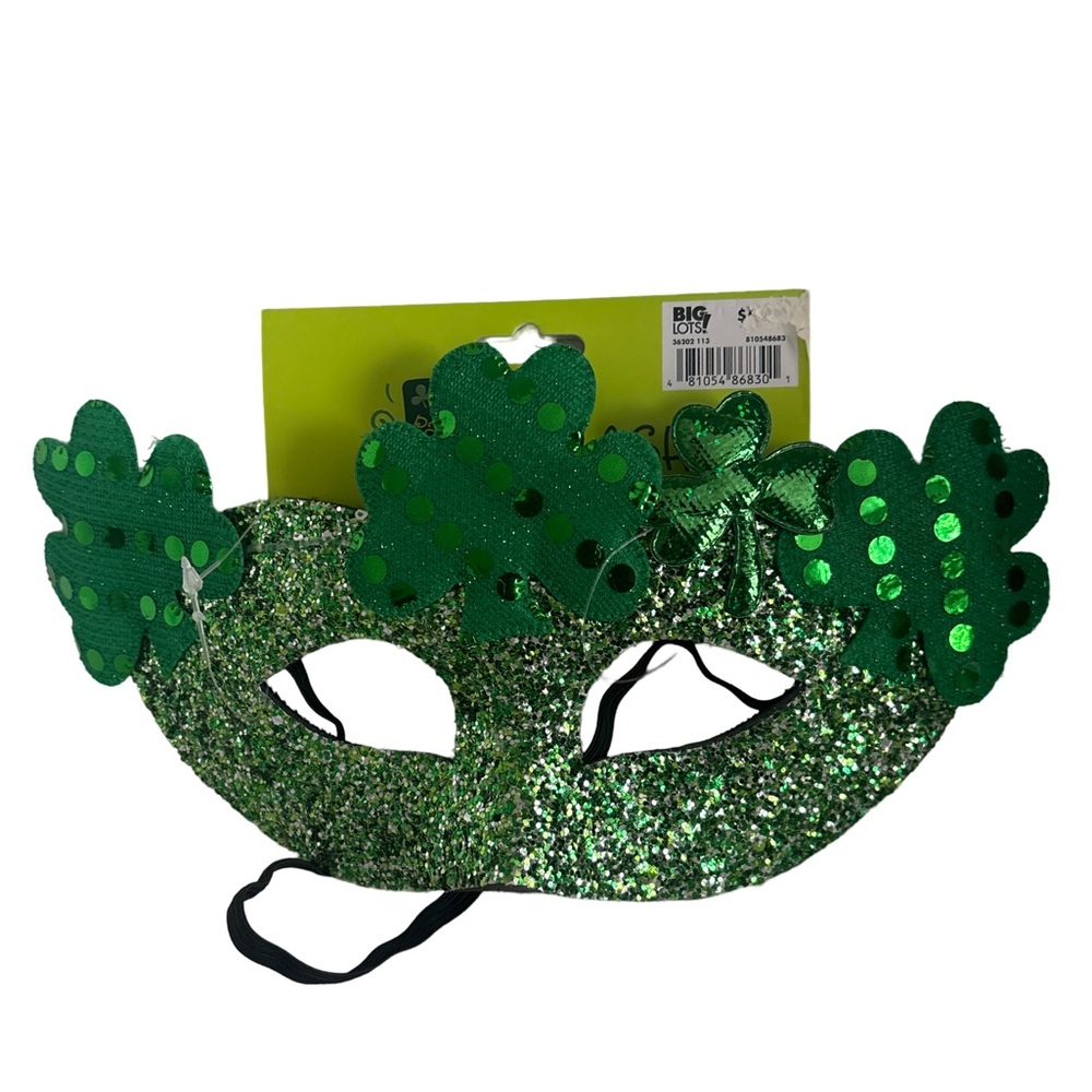 St Patricks Day Green Glitter Shamrock Mask Costume Party Favors Wall Decor